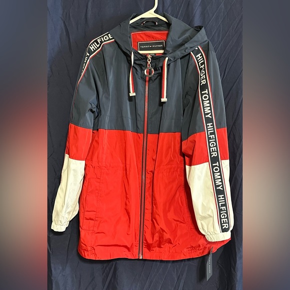 Women’s Tommy Hilfiger jacket. NWT size XL - Picture 9 of 9